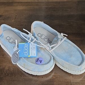 Hey Dude Size 2 Kids Slip-On Sneakers in Light Blue Tie-Dye with Tan Heel Accent